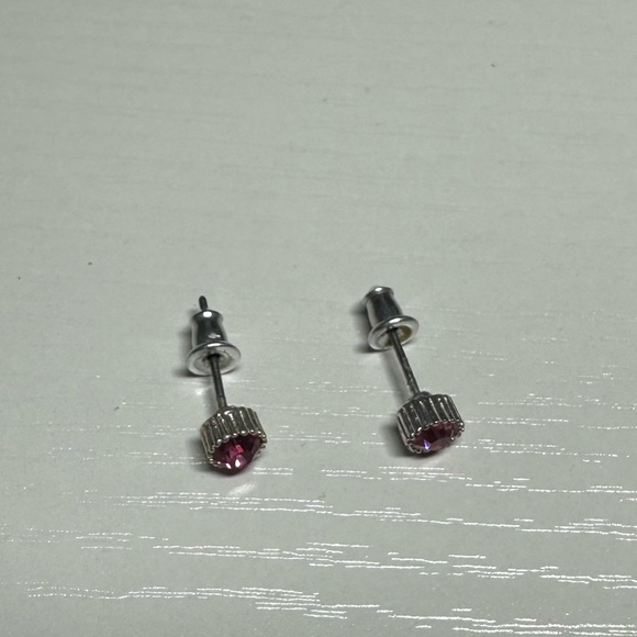 Pink Round cut Stud Earrings - Picture 3 of 3